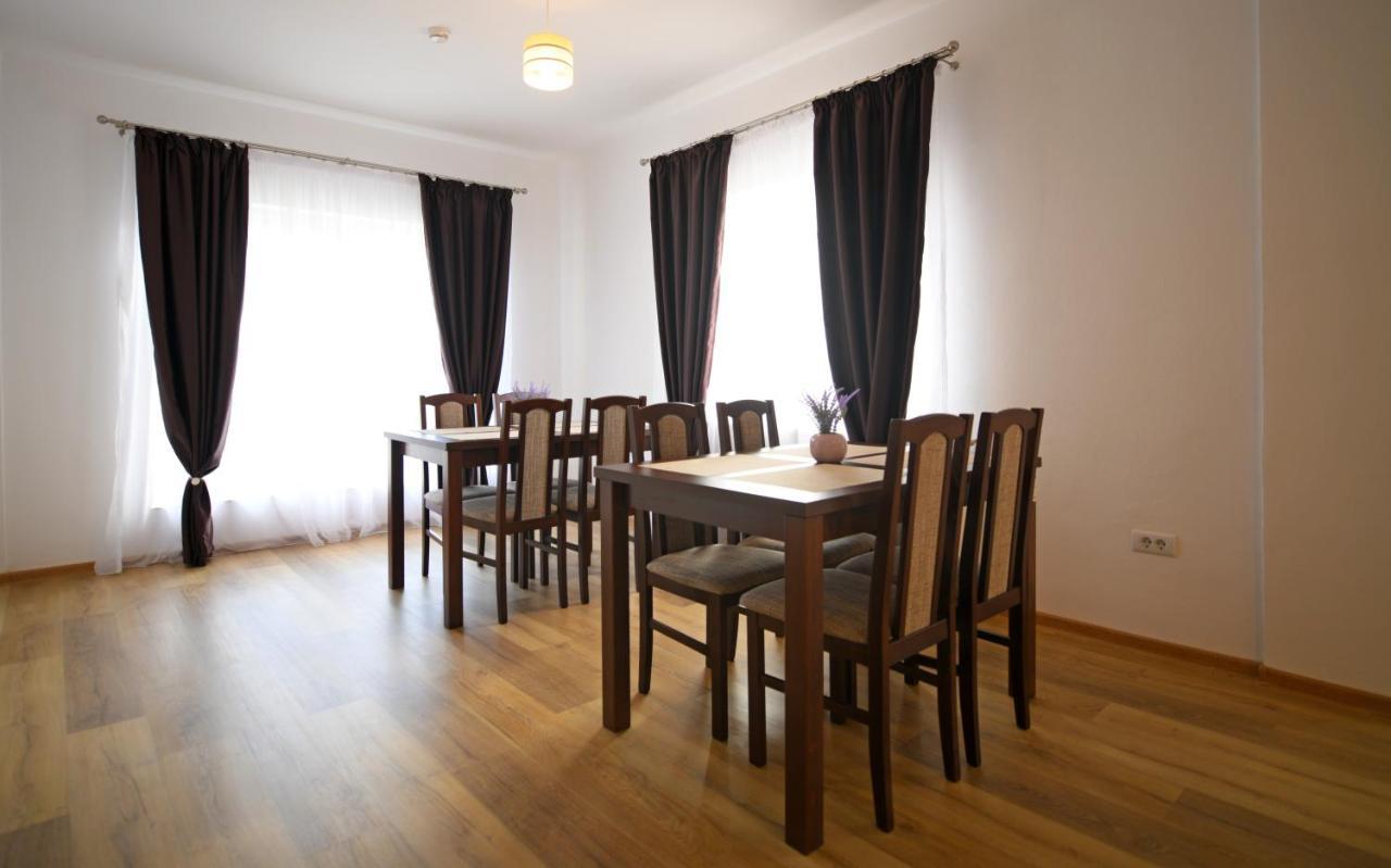 Pensiunea Hera Haţeg Exterior foto